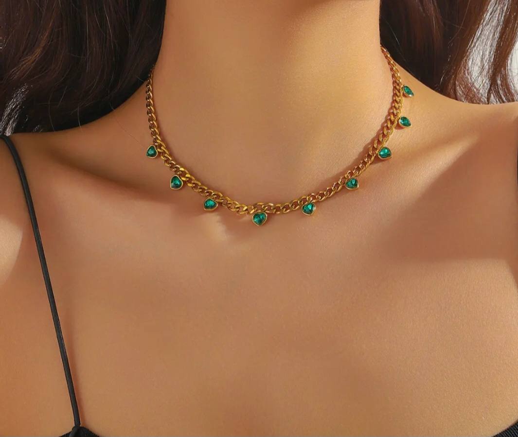 Collar con Corazones en Cristales de Acero Inoxidable – Blanco/Verde – Mujer – Golden Touch by Kanny