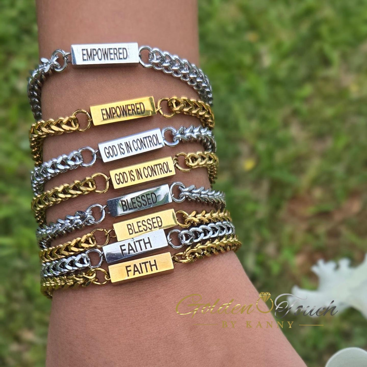 Pulsera Espiritual Grabada en Acero Inoxidable – Faith/Blessed/Empowered – Dorado/Plateado – Golden Touch by Kanny