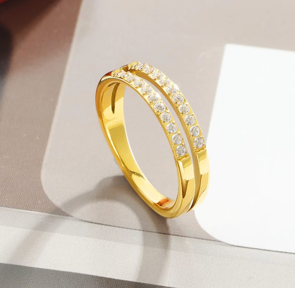Romántico - anillo con circonitas  en acero inoxidable